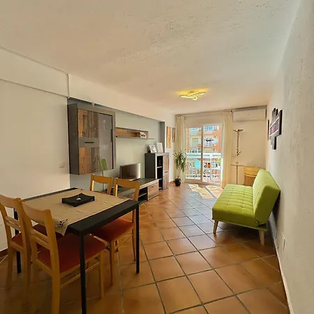Aquamarina Sea View Apartment