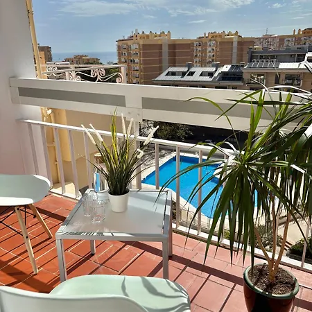Aquamarina Sea View Apartament